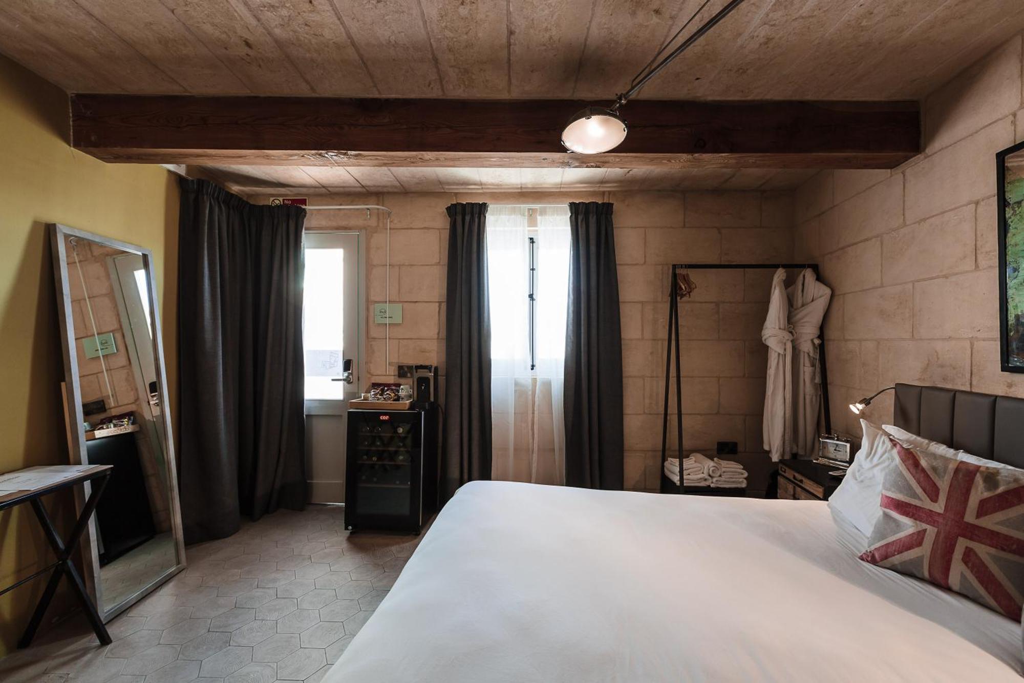Talbot & Bons Bed & Breakfast Gudja Eksteriør billede