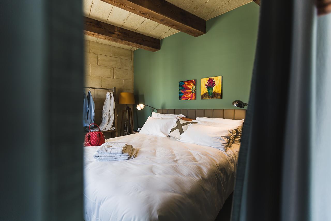 Talbot & Bons Bed & Breakfast Gudja Eksteriør billede